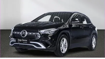 Gebraucht Mercedes GLA200 Advanced 163 PS (119 kW) 2024 Schwarz SUV