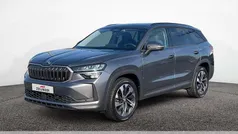Grau Gebraucht 2024 Skoda Kodiaq Selection SUV | 42.444 € (Superpreis)