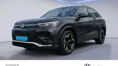Uranograu Gebraucht 2024 VW Tiguan R-line SUV | 39.980 € (Fairer Preis)