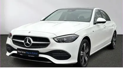 Gebraucht Mercedes C300e Avantgarde 197 PS (144 kW) 2025