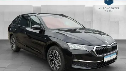 Gebraucht Skoda Octavia Tour 150 PS (110 kW) 2025 Kombi