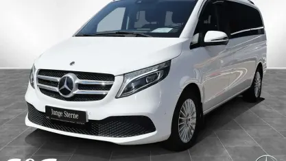 Gebraucht Mercedes V250 Edition 190 PS (139 kW) 2022 Arktikweiß Van / Kleinbus