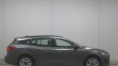 Grau Gebraucht 2022 Ford Focus Cool & Connect Kombi | 14.780 € (Guter Preis)