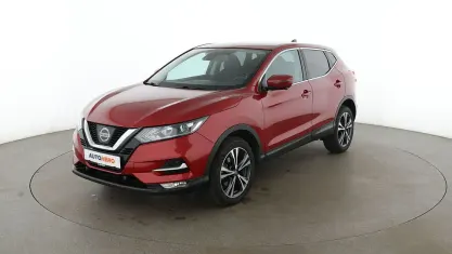 Gebraucht Nissan Qashqai Tekna 163 PS (119 kW) 2017 Rot SUV