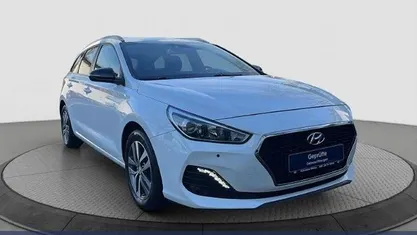 Gebraucht Hyundai i30 YES! 140 PS (102 kW) 2020 Weiss Kombi
