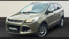 Grün(metallic) Gebraucht 2014 Ford Kuga Titanium SUV | 9.930 € (Fairer Preis)