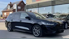 Agate black Gebraucht 2024 Ford Focus ST-Line Kombi | 21.950 € (Superpreis)
