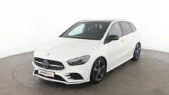 Weiß Gebraucht 2019 Mercedes B220 AMG line Van / Kleinbus | 26.350 € (Fairer Preis)