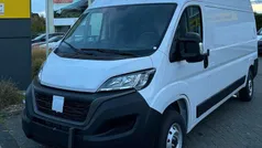 Weiß Gebraucht 2023 Fiat Ducato Van | 33.490 € (Fairer Preis)