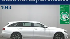 Weiß Gebraucht 2020 Mercedes E300 Avantgarde Limousine | 23.480 €