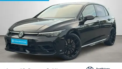 Gebraucht VW Golf VIII Black Edition 333 PS (244 kW) 2024 Grenadillschwarz metallic Limousine