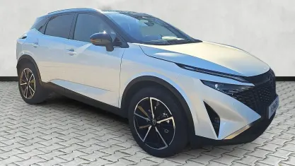 Neu Nissan Qashqai Tekna 158 PS (116 kW) 2026 Pearlwhite metallic SUV
