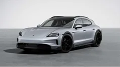 Dolomitsilbermetallic Gebraucht 2024 Porsche Taycan Cross Turismo Limousine | 116.000 € (Superpreis)