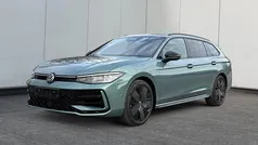 Gebraucht 2025 VW Passat R-line Kombi | 52.830 € (Fairer Preis)