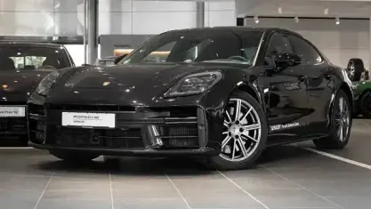 Gebraucht Porsche Panamera 4S E-Hybrid 544 PS (400 kW) 2025 Schwarz Kleinwagen