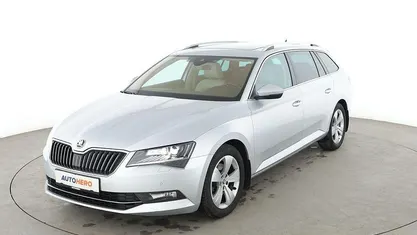 Gebraucht 2016 Skoda Superb Style Kombi | 18.790 € (Fairer Preis)