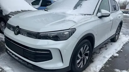 Gebraucht 2026 VW Tiguan Life SUV | 42.375 € (Fairer Preis)