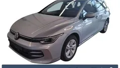 Gebraucht 2024 VW Golf VIII Life Kombi | 25.979 € (Fairer Preis)