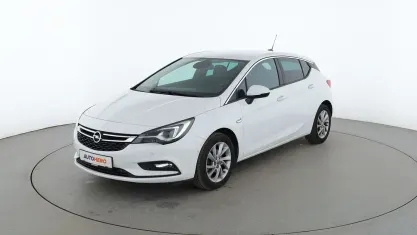 Używany Opel Astra Innovation 150 KM (110 kW) 2019 Biały Sedan/Limuzyna