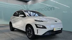 Weiß Gebraucht 2023 Hyundai Kona Advantage SUV | 25.490 € (Fairer Preis)