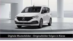 Weiß Gebraucht 2024 Mercedes EQT200 Van / Kleinbus | 25.950 € (Fairer Preis)