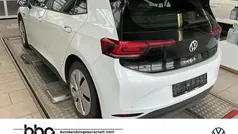 Weiß Gebraucht 2022 VW ID.3 Pro Kleinwagen | 18.730 € (Guter Preis)
