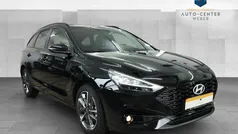 Schwarz Gebraucht 2024 Hyundai i30 Advantage Kombi | 20.591 € (Fairer Preis)