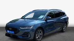 Chrome blue metallic Gebraucht 2024 Ford Focus ST-Line X Limousine | 27.150 € (Fairer Preis)
