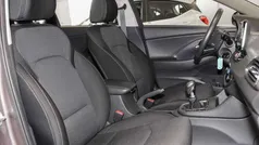 Silky bronze / met Gebraucht 2022 Hyundai i30 Trend Limousine | 13.875 € (Fairer Preis)