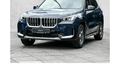 Neu BMW X1 xLine 170 PS (125 kW) 2025 Blau SUV