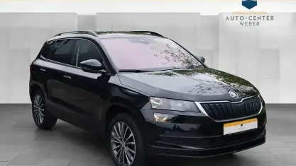 Gebraucht Skoda Karoq Style 150 PS (110 kW) 2022 Schwarz (metallic) SUV