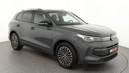 Gebraucht VW Tiguan Goal 150 PS (110 kW) 2025 Grau SUV