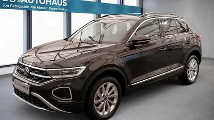 Gebraucht 2024 VW T-Roc Style SUV | 28.930 € (Fairer Preis)