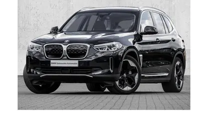 Schwarz Gebraucht 2021 BMW iX3 Impressive SUV | 34.390 € (Guter Preis)