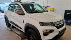 Weiß Gebraucht 2023 Dacia Spring Extreme Kleinwagen | 14.997 € (Fairer Preis)
