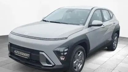 Uusi Hyundai Kona Select 150 HP (110 kW) 2026 Harmaa Katumaasturi