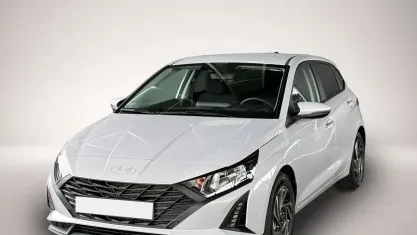 Neu Hyundai i20 Pure 79 PS (58 kW) 2025 Grau Kleinwagen
