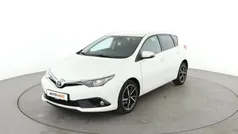 Weiß Gebraucht 2017 Toyota Auris Edition-S Limousine | 13.230 € (Fairer Preis)