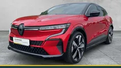 Rot Gebraucht 2022 Renault Mégane Techno Limousine | 25.470 € (Fairer Preis)