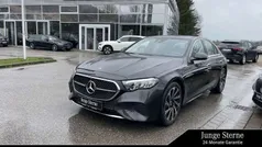 Grau Gebraucht 2023 Mercedes E220 Avantgarde Limousine | 49.350 € (Fairer Preis)