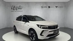 Weiß Gebraucht 2022 Opel Grandland X Business Elegance SUV | 21.890 € (Fairer Preis)