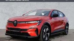 Rot Gebraucht 2022 Renault Mégane Equilibre Kleinwagen | 29.990 € (Fairer Preis)