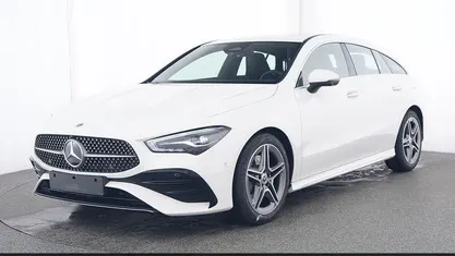 Gebraucht Mercedes CLA200 Shooting Brake AMG 163 PS (119 kW) 2025 Kombi