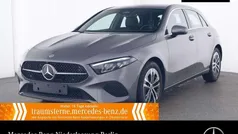 Mountain grau Gebraucht 2024 Mercedes A180 Progressive Limousine | 27.490 € (Guter Preis)