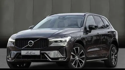 Grau Gebraucht 2022 Volvo XC60 Ultimate SUV | 45.890 € (Fairer Preis)