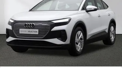 Gletscherweiß Gebraucht 2022 Audi Q4 Sportback e-tron Comfort SUV | 22.880 € (Superpreis)