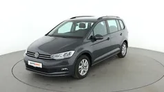 Grau Gebraucht 2024 VW Touran Comfortline Van / Kleinbus | 37.140 € (Fairer Preis)