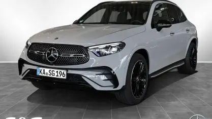 Gebraucht Mercedes GLC450 AMG 367 PS (269 kW) 2026 Manufaktur alpingrau uni SUV