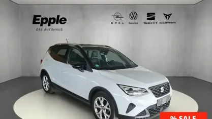 Gebraucht Seat Arona FR 150 PS (110 kW) 2023 Weiß SUV
