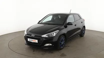 Schwarz Gebraucht 2017 Hyundai i20 Passion Kleinwagen | 9.650 € (Fairer Preis)
